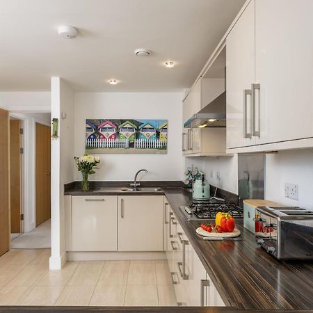 Vila Number 2 In Lusty Glaze, Newquay New Quay Exteriér fotografie